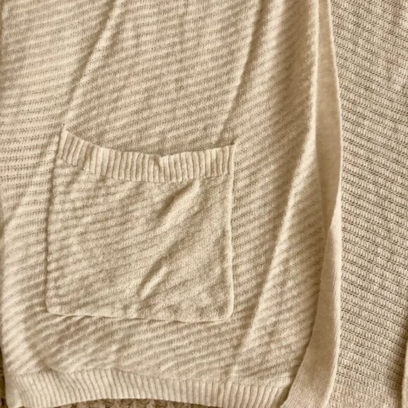 Old Navy Womens Open Front Cardigan Sweater Short Sleeve Pockets Size L Ivory - Picture 2 of 4